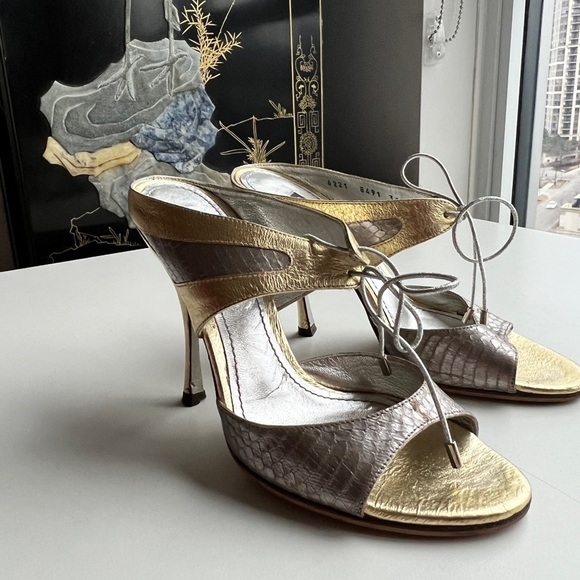 Dolce & Gabbanna heels - Picture 2 of 12